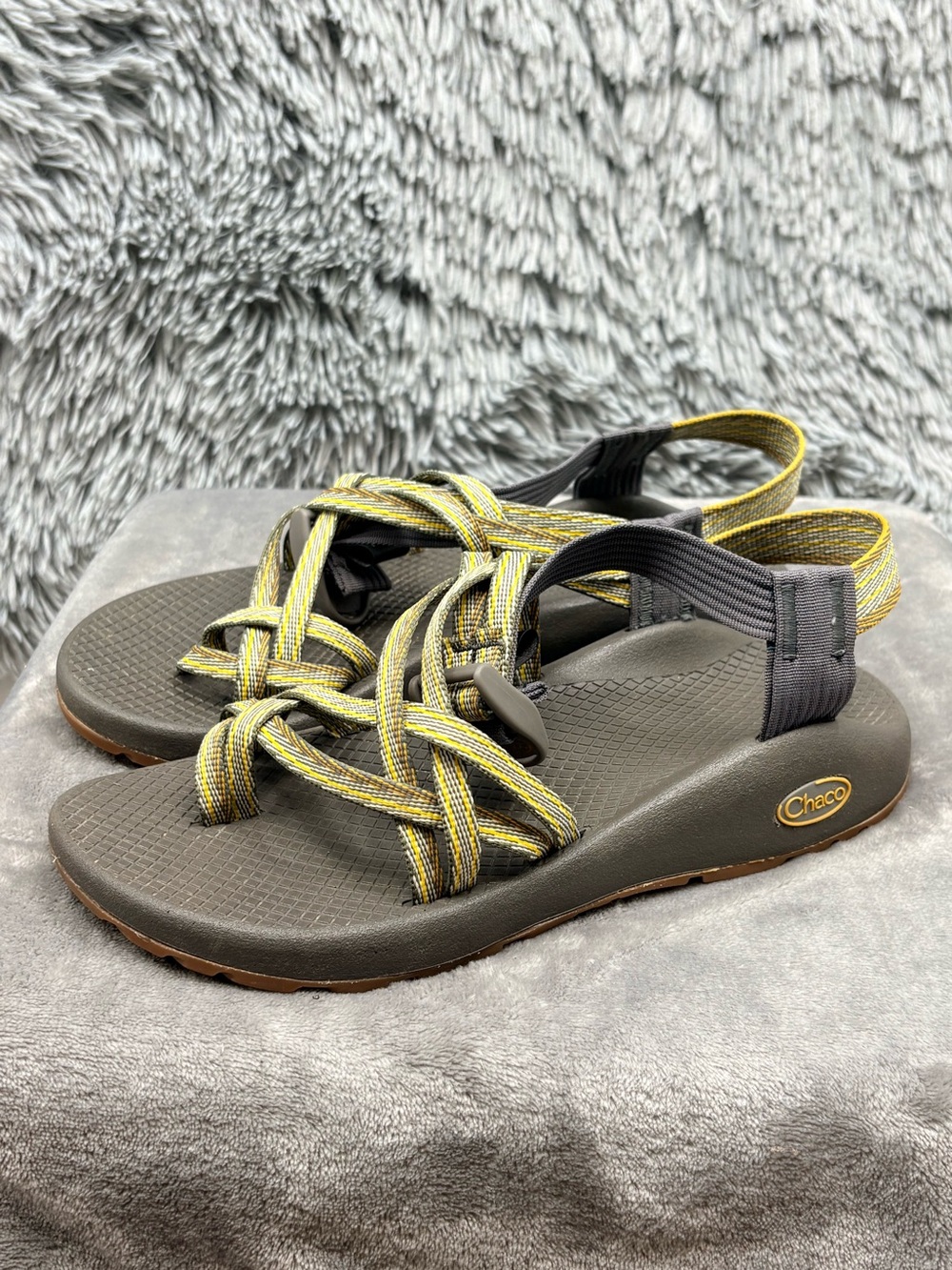 Chaco Sandals Womens 7 Gold Gray ZX/2 Classic Toe Loop Outdoor Sport Hiking EUC